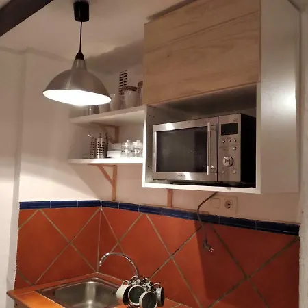 Apartament Acogedor Estudio Con Parking Gratis - Stunning Views *